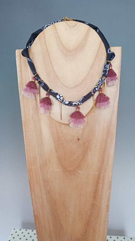 Collier tissu