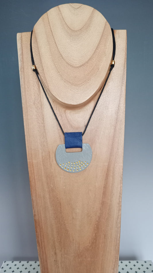 Collier cordon